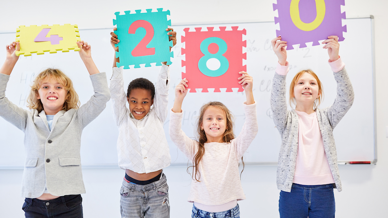 Scopri di più sull'articolo Numeri in inglese per bambini: how to count in English